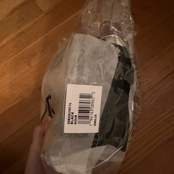 Michael Kors Emilia Small Leather Crossbody Bag - Picture 8 of 11